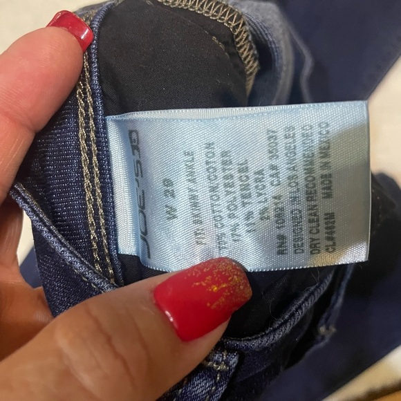 JOE'S‎ jean pants, size 29 skinny ankle. open in one knee in front - Picture 11 of 12